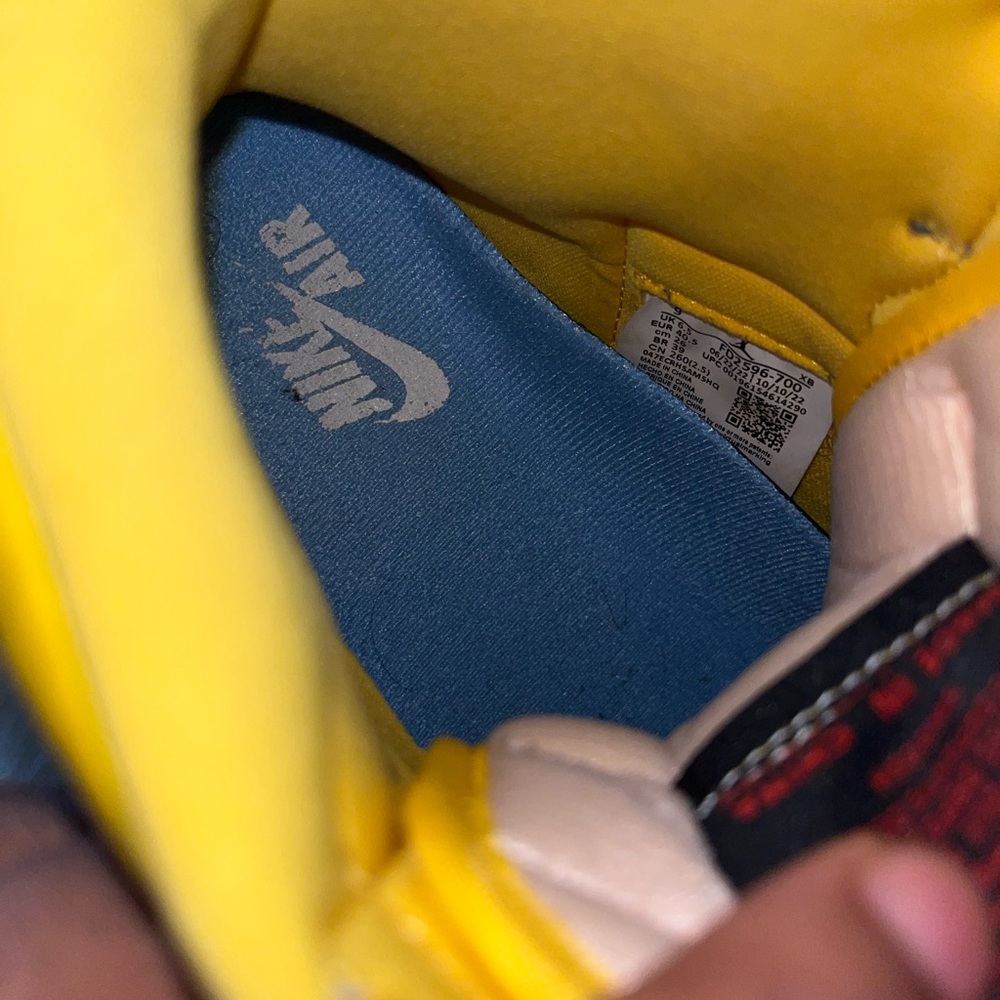 Nike Air Jordan 1s Retro High Blue and Yellow size women’s 9 men’s 7 uk 6.5 - Picture 3 of 4